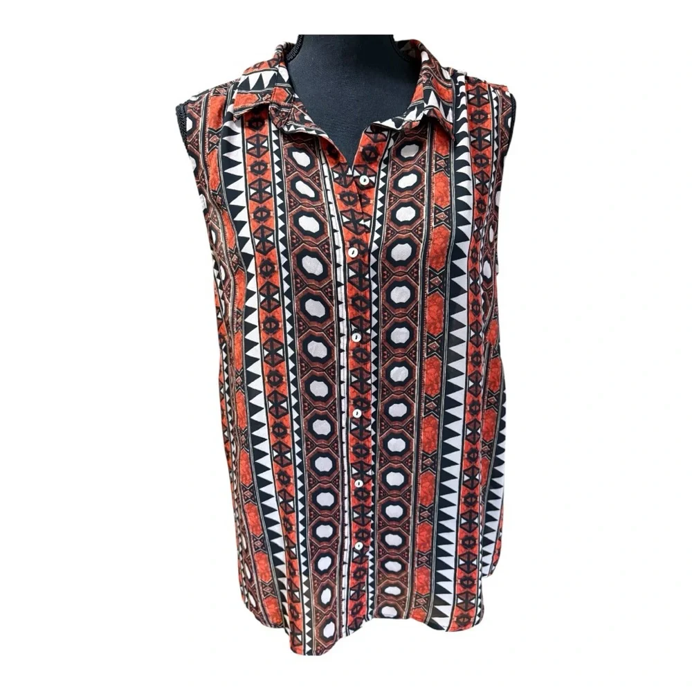 H&M Red and Black Geometric Button Down Shirt - Picture 2 of 6